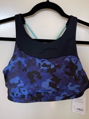 Athleta Bikini Top Size Large New without tags
